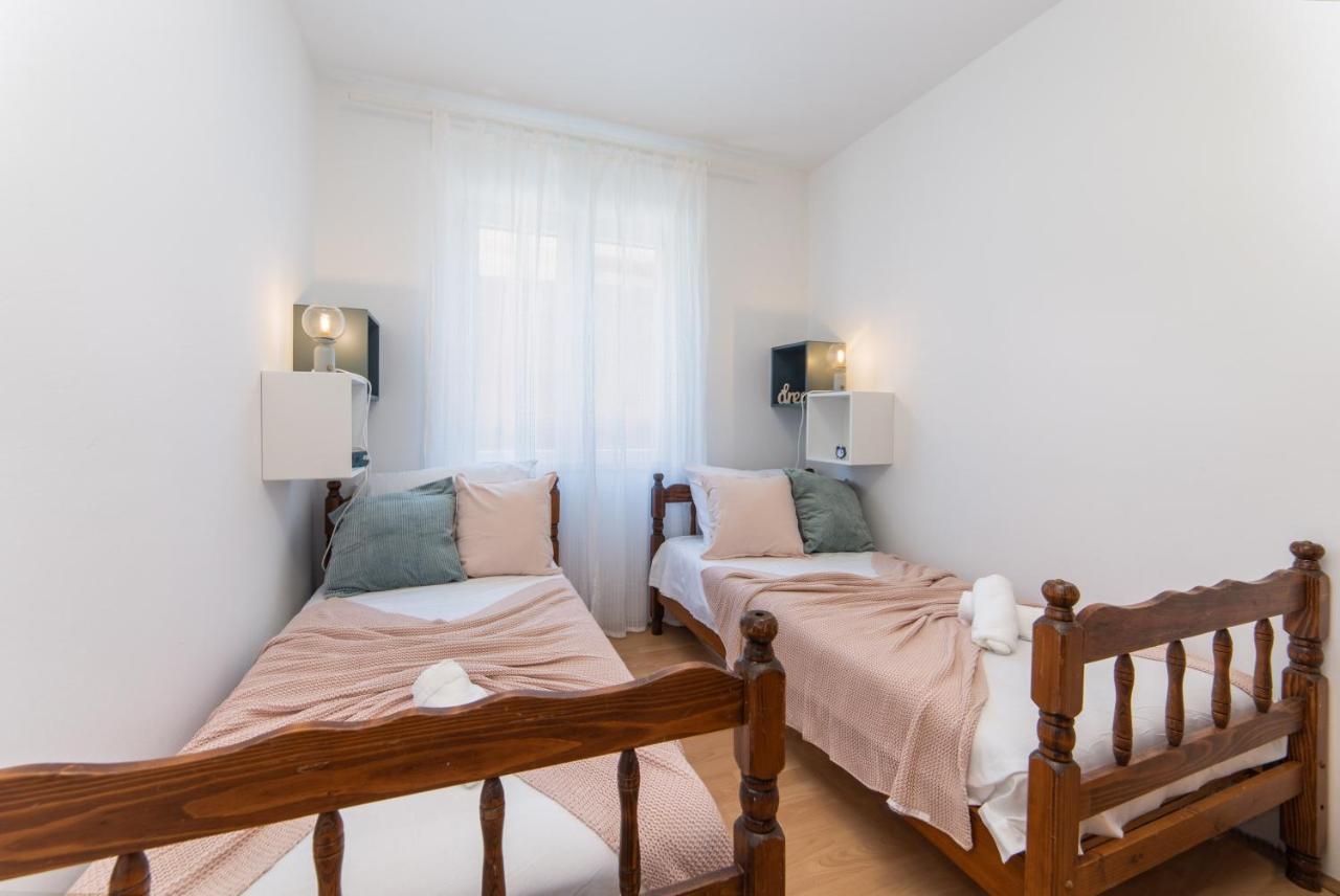 Apartman Porto 플로체 외부 사진